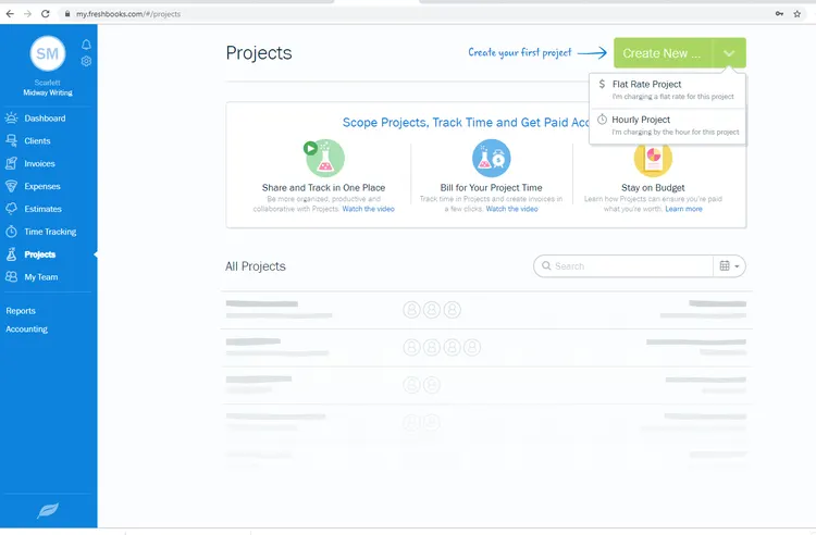 Vous pouvez créer un nouveau projet (ci-dessus) en quelques minutes, avec la possibilité de choisir un projet forfaitaire ou un projet horaire. Il vous suffit d'attribuer le projet à un client, de saisir les services que vous fournirez et d'indiquer le montant forfaitaire ou le taux horaire du projet, et le tour est joué. La création d'un projet peut s'avérer particulièrement utile si vous avez tendance à oublier de suivre votre temps correctement, car chaque service que vous vendez peut être un projet.
